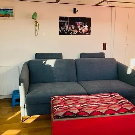 Sunny And Serene Hideaway In With Ac شقة *