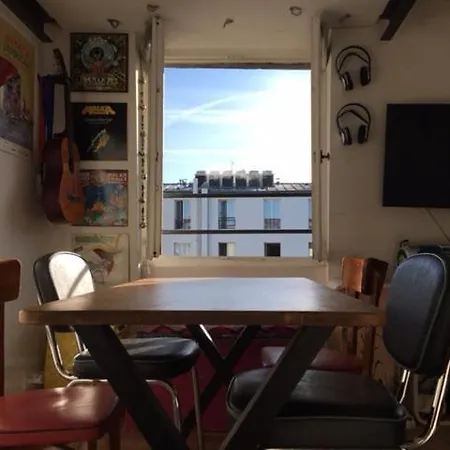 Apartment Sunny And Serene Hideaway In With Ac *