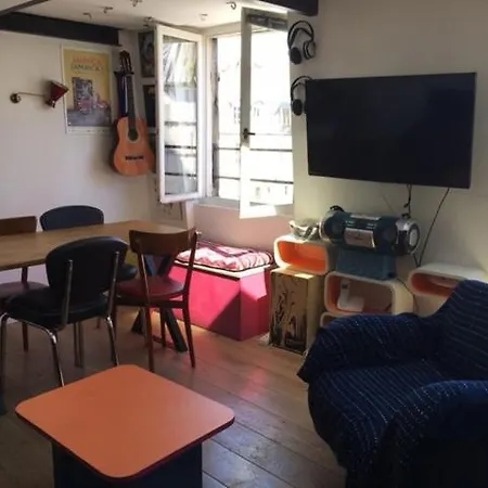 Apartamento Sunny And Serene Hideaway In With Ac Paris