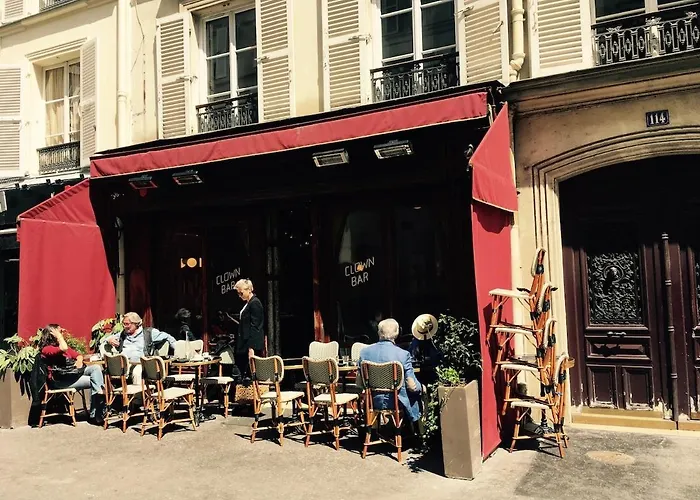 Sunny And Serene Hideaway In With Ac * パリ