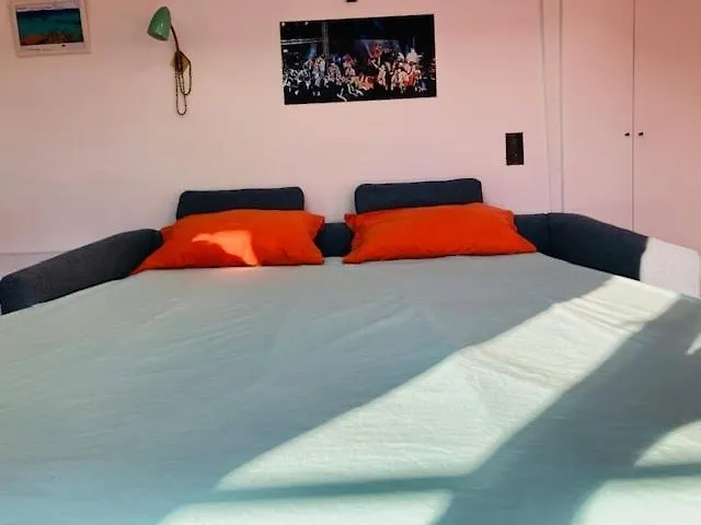 Sunny And Serene Hideaway In With Ac アパート パリ