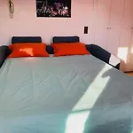 Sunny And Serene Hideaway In With Ac * 파리